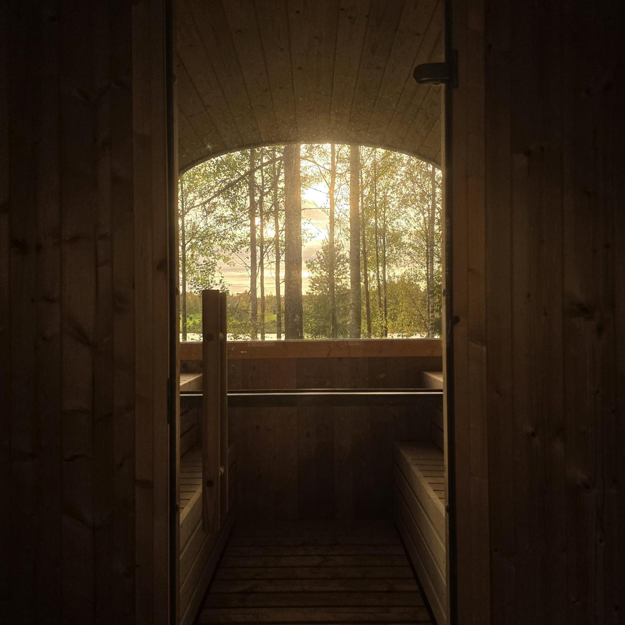 Sky Lodging ~ Sleeping Under The Stars Рованиеми Екстериор снимка
