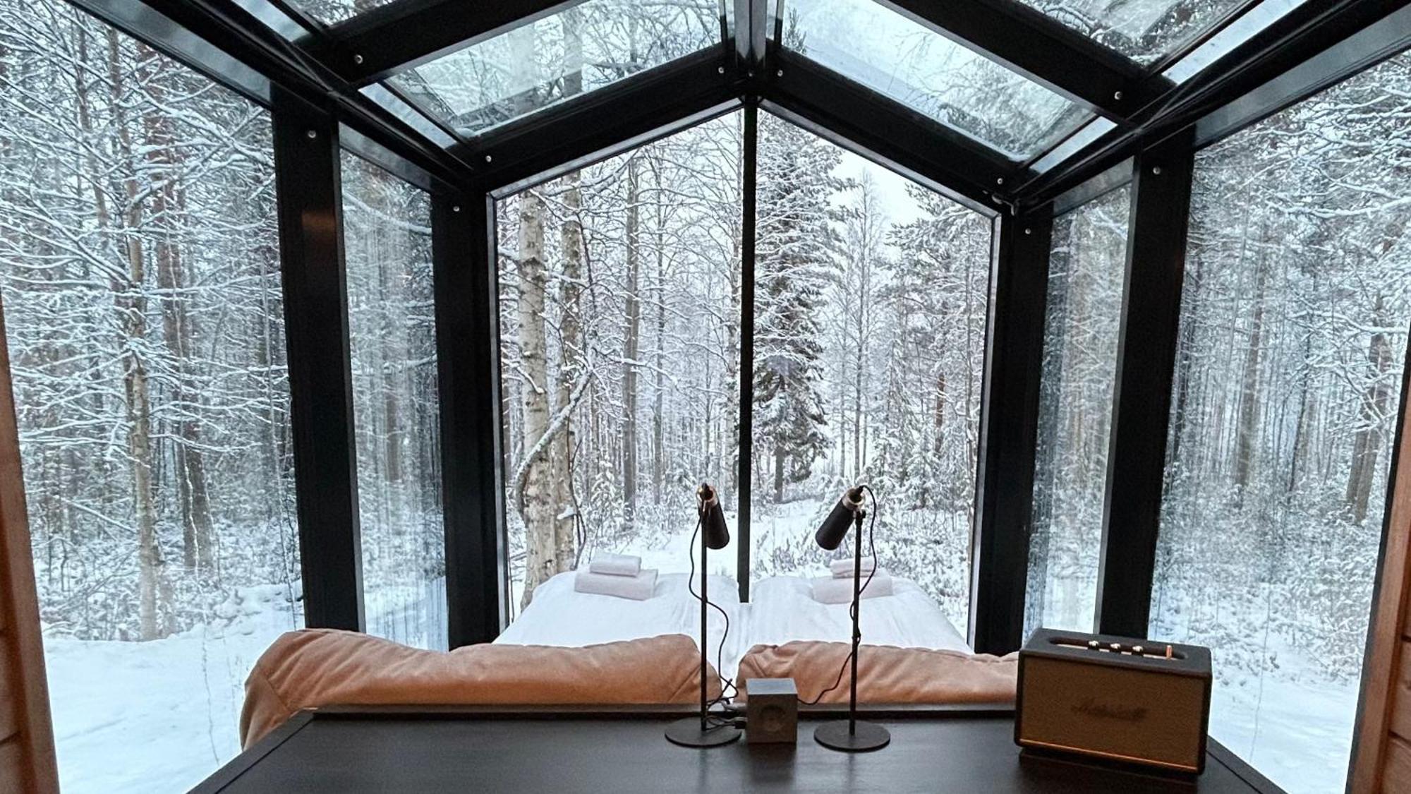Sky Lodging ~ Sleeping Under The Stars Рованиеми Екстериор снимка